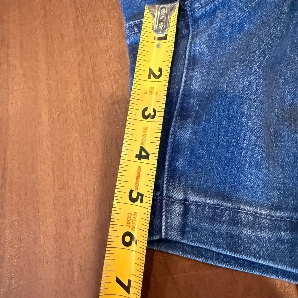 NWT Talbots Patch Pocket Blue Denim Shorts SZ 10; Purchased May 2025